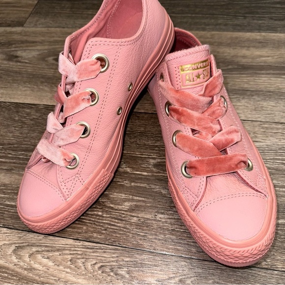 Converse Shoes - CONVERSE All Star Lo Chuck Taylors Desert Sand leather large eyelet